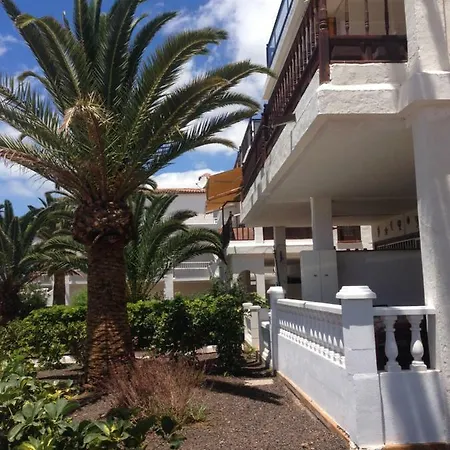 La Palmera Amarilla Golf Appartement *