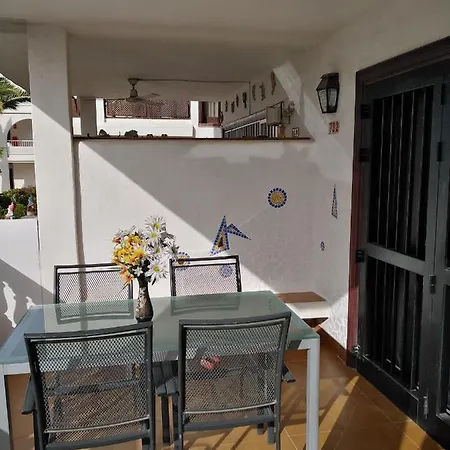 아파트 La Palmera Amarilla Golf *