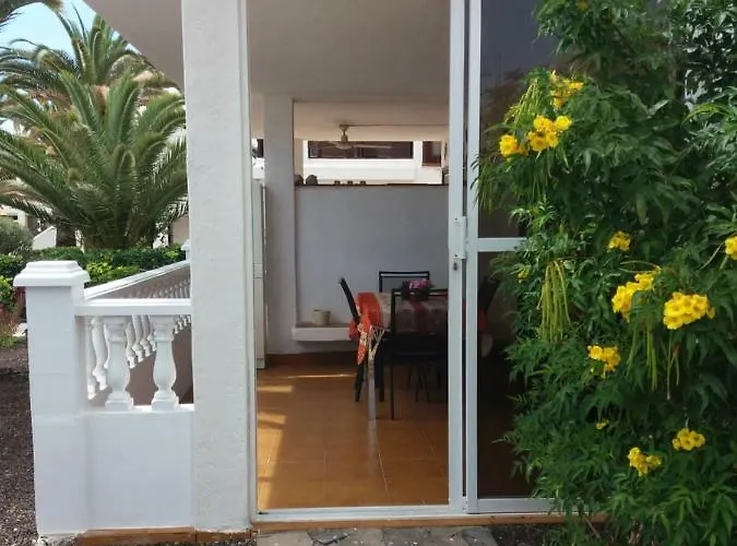 La Palmera Amarilla Golf San Miguel de Abona